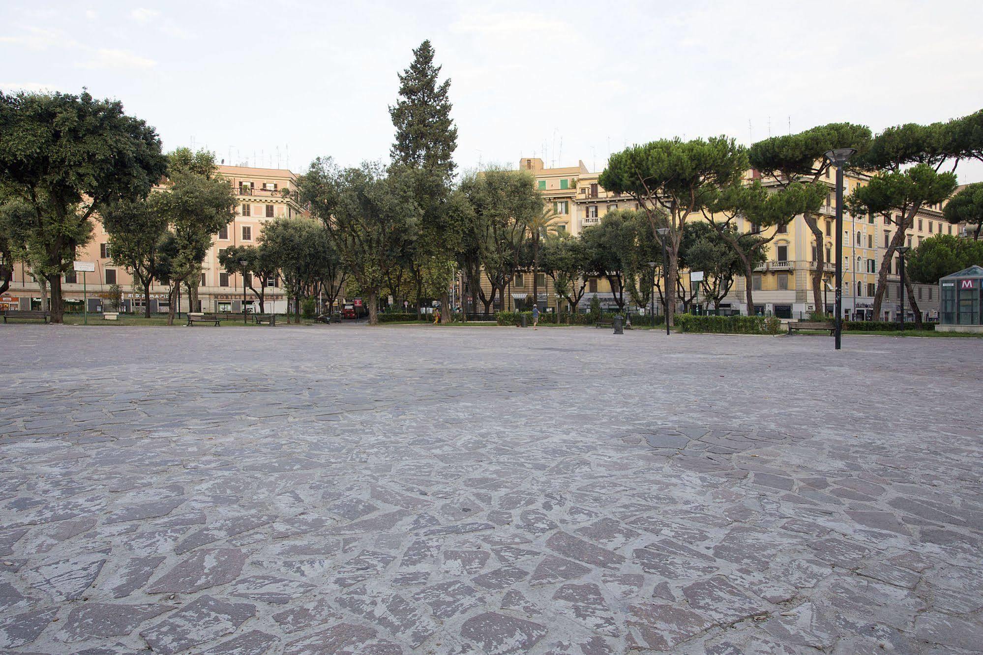 Bells Of Rome Hotel Luaran gambar